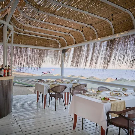 Resort Fun Sun Smart Akman